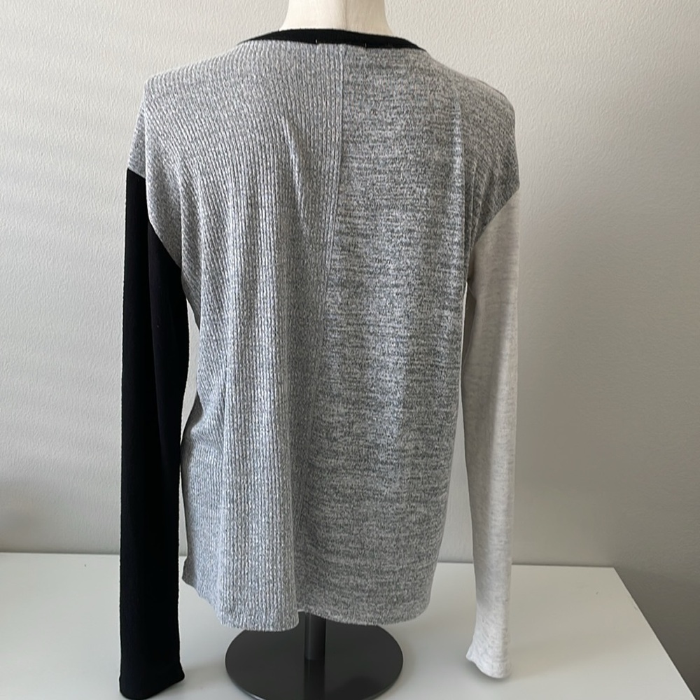 rag & bone gray marled long sleeve knit top Sz S - Picture 3 of 6